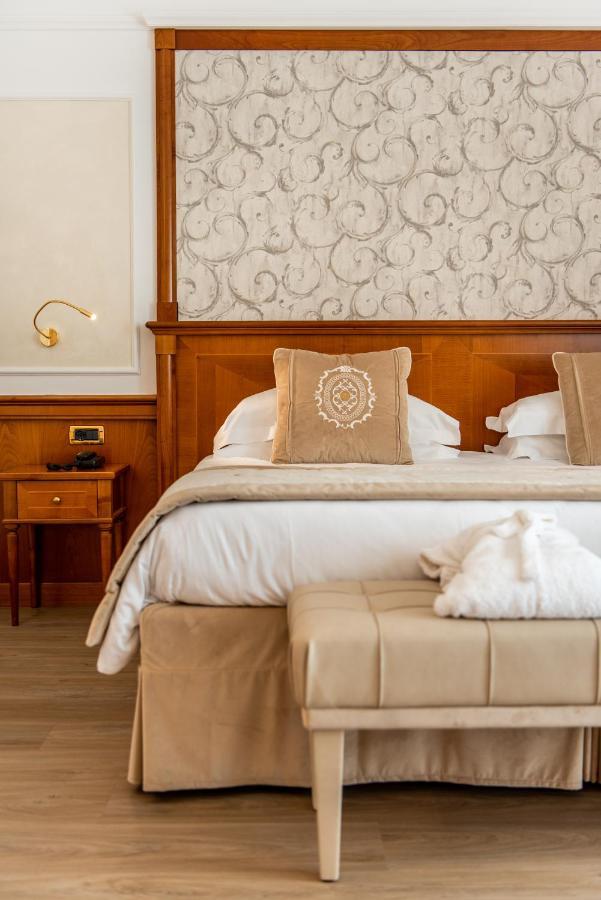 Grand Hotel Terme & Spa Монтегрото Терме Екстериор снимка