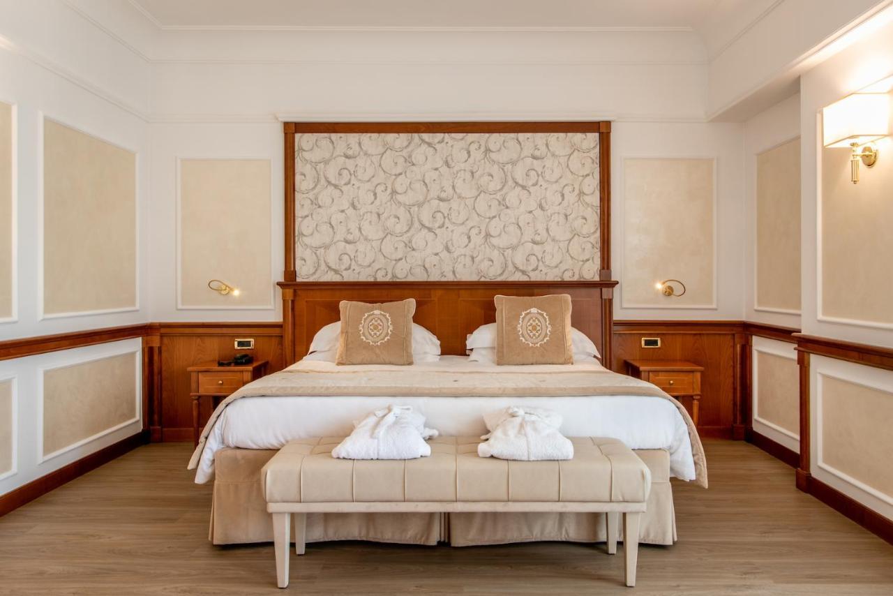 Grand Hotel Terme & Spa Монтегрото Терме Екстериор снимка
